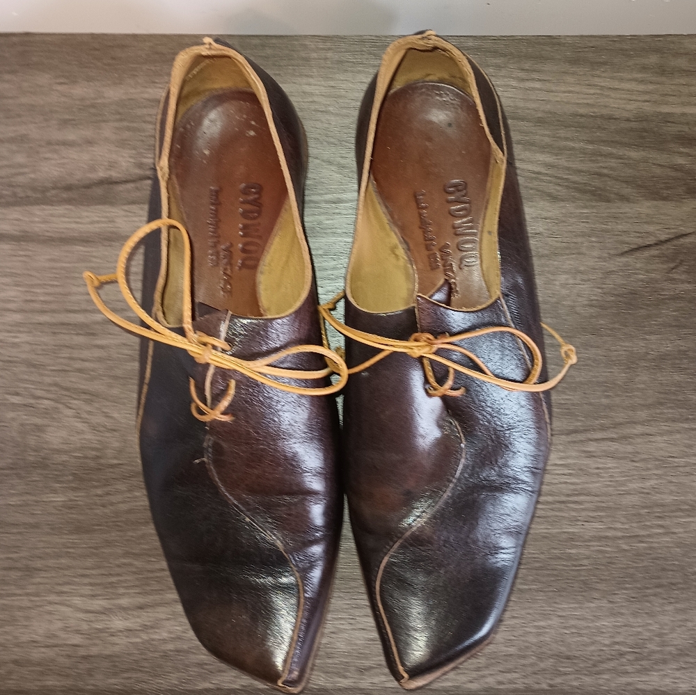Shoes - Picture 2 of 5